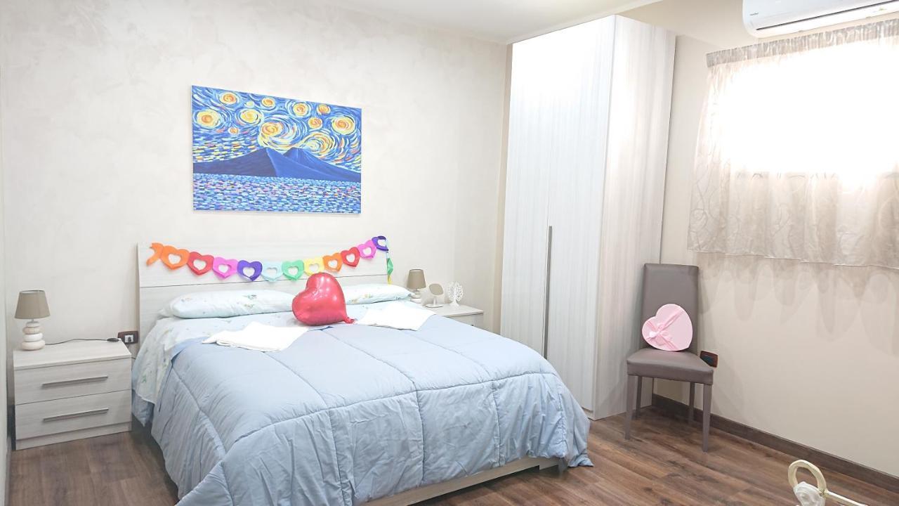 Sky-Terrace In Central Station, 3 Bedrooms Naples Luaran gambar