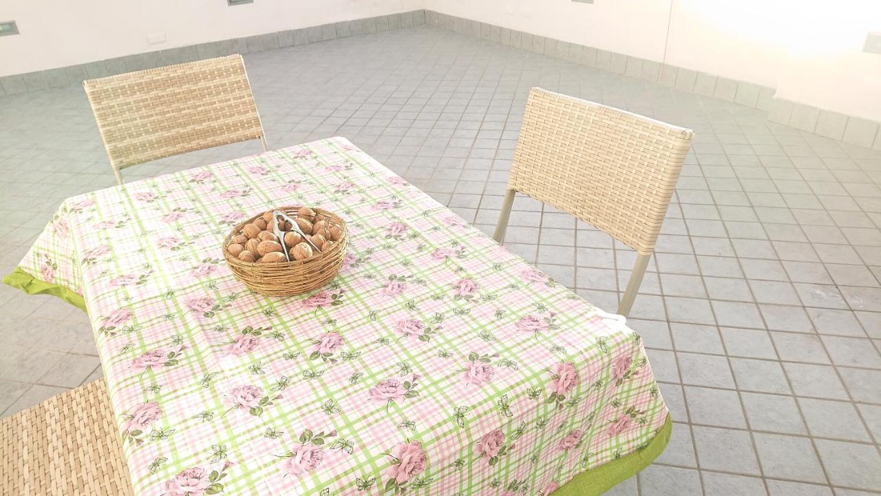 Sky-Terrace In Central Station, 3 Bedrooms Naples Luaran gambar