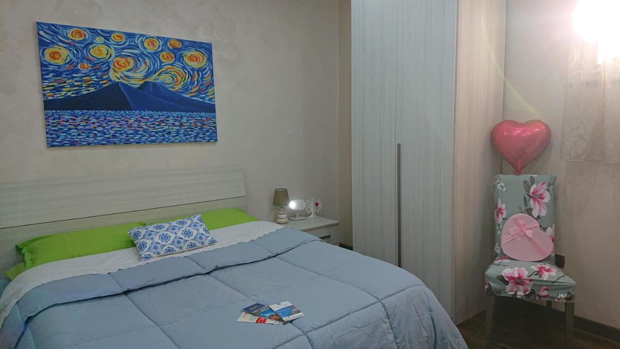 Sky-Terrace In Central Station, 3 Bedrooms Naples Luaran gambar