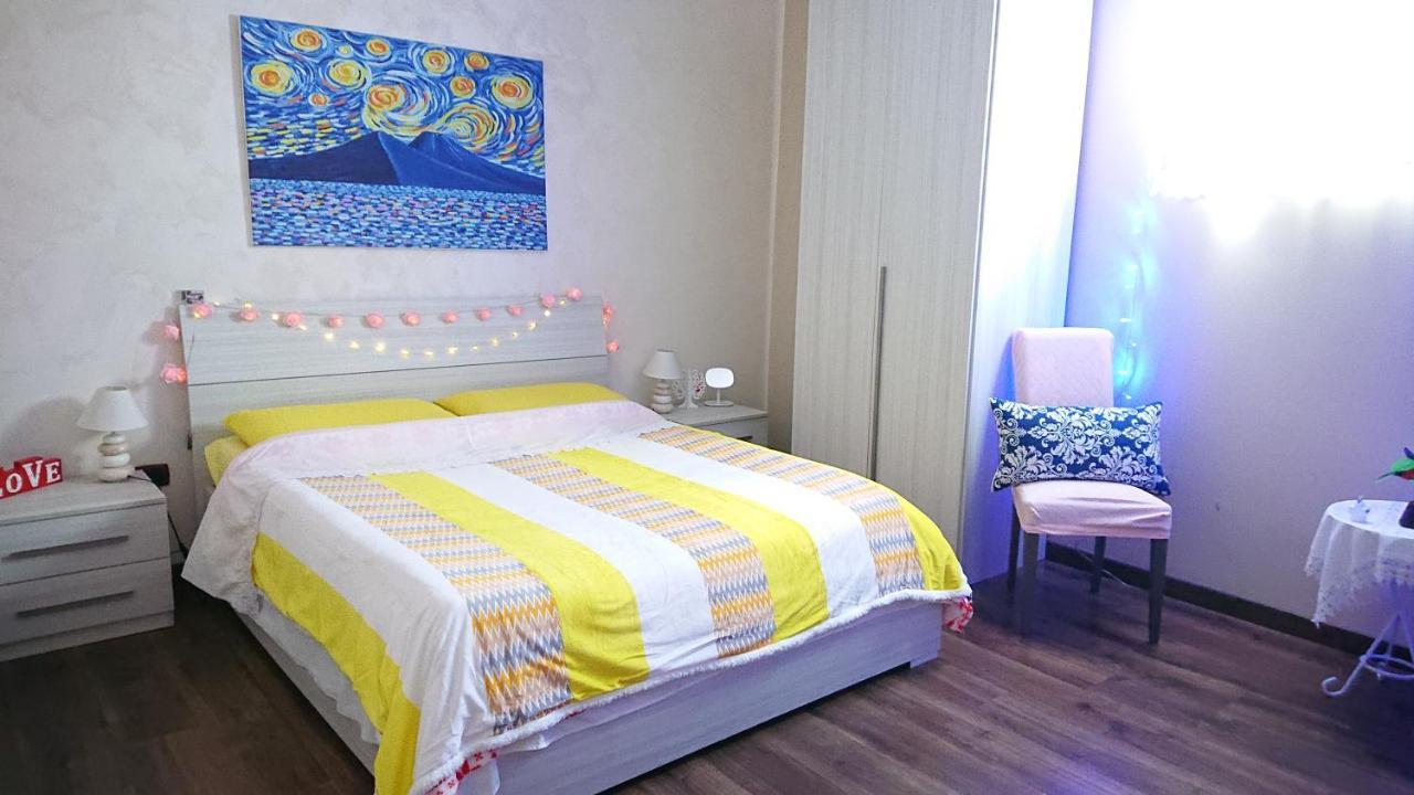 Sky-Terrace In Central Station, 3 Bedrooms Naples Luaran gambar